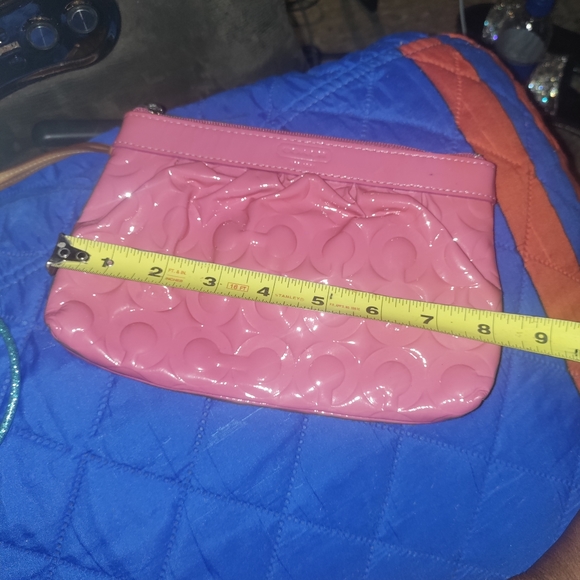 Small Coach make up bag - Picture 3 of 4